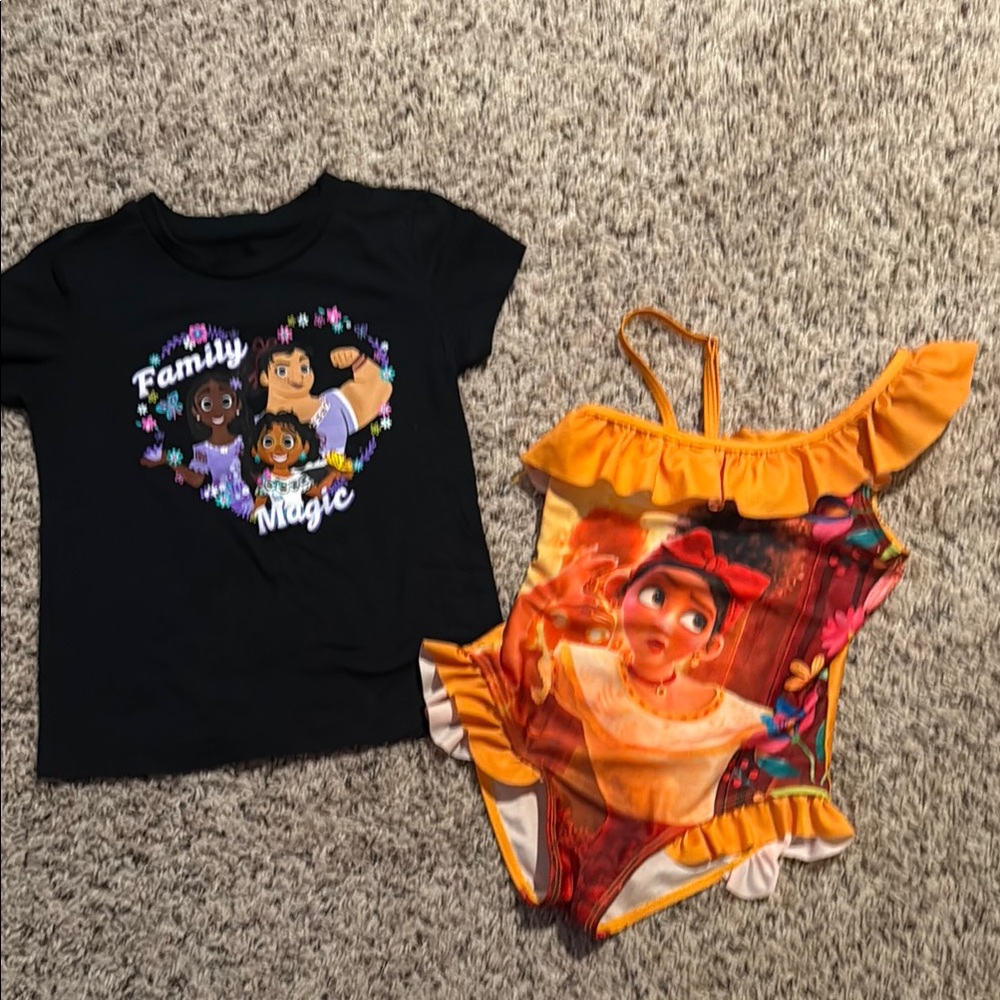 🆑FINAL PRICE‼️ Girls size 6/6X set of one Encanto tee &one Encanto bathing suit